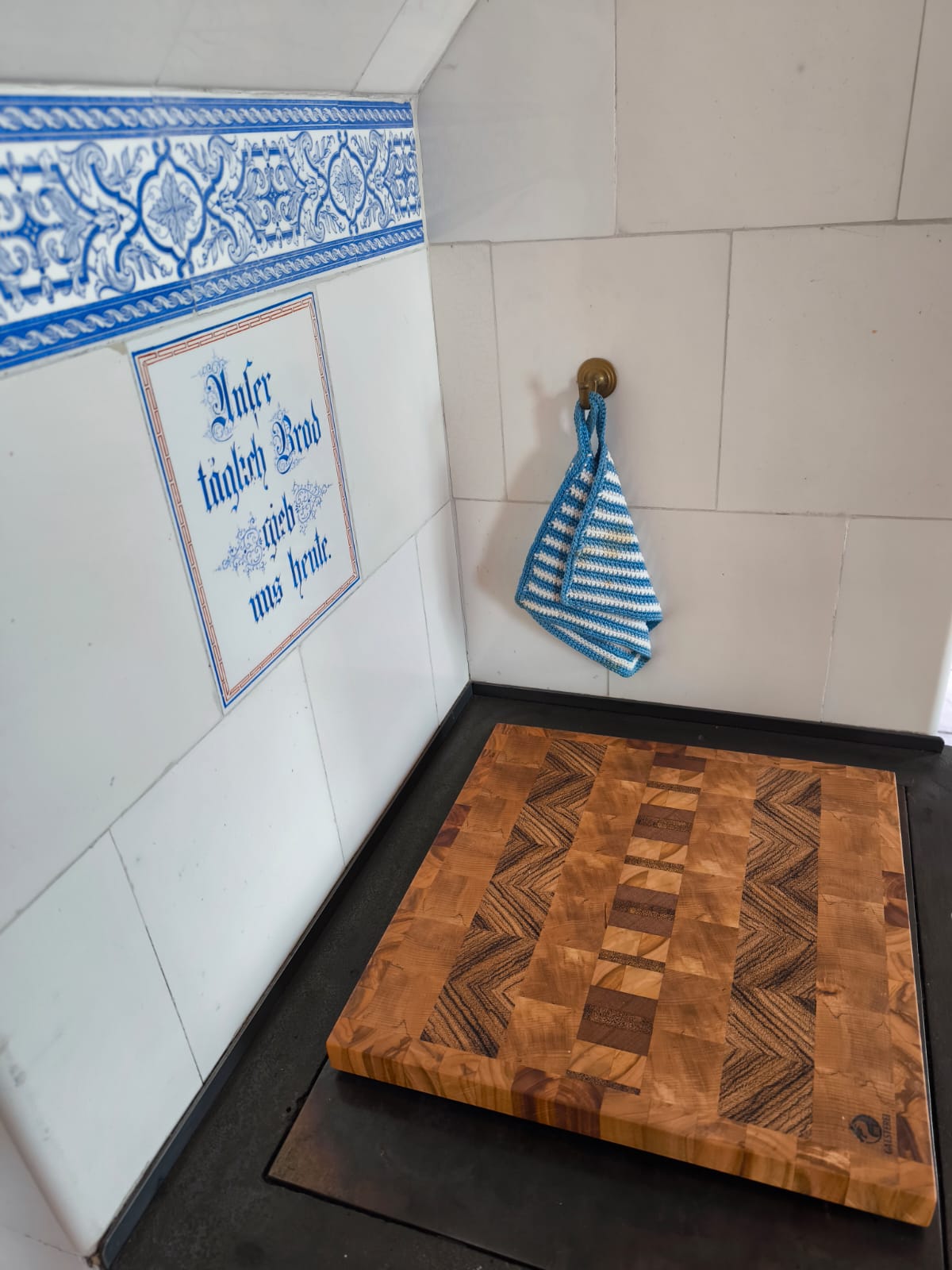 Exklusives  Stirnholz Manufaktur Schneidebrett Edelholz trifft Apfel No.6