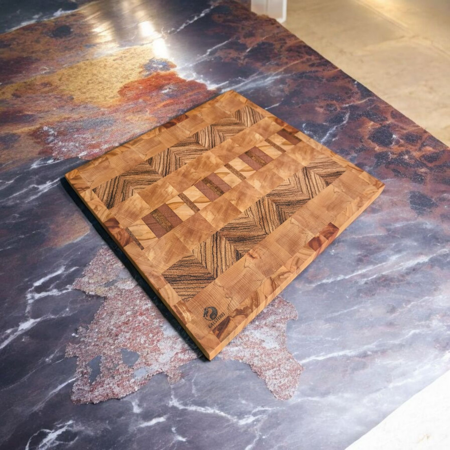 Exklusives  Stirnholz Manufaktur Schneidebrett Edelholz trifft Apfel No.6