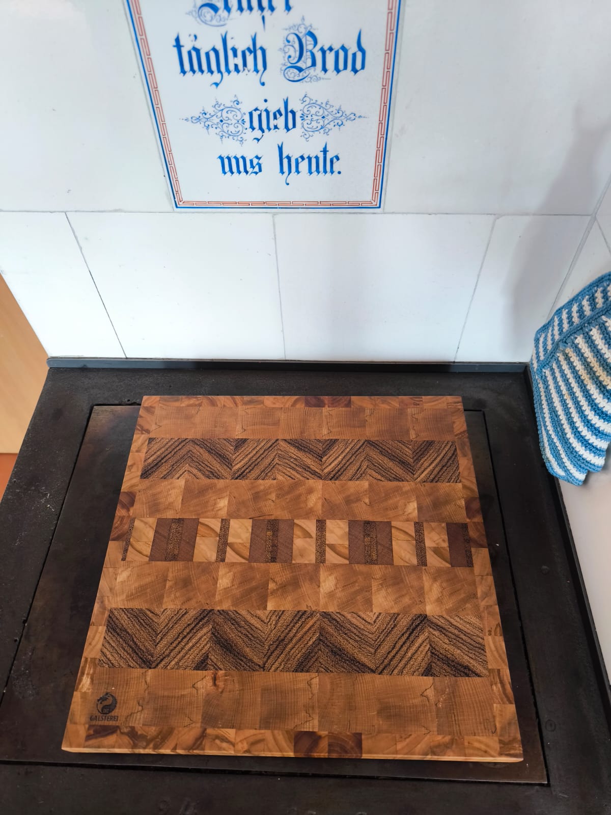 Exklusives  Stirnholz Manufaktur Schneidebrett Edelholz trifft Apfel No.6